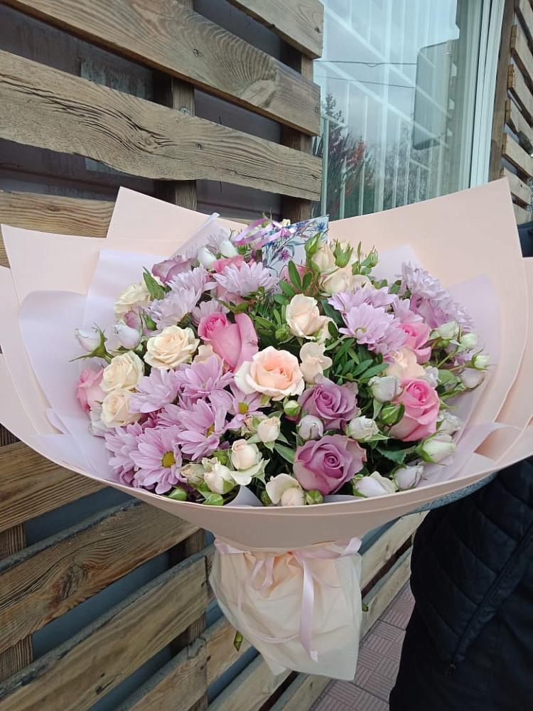 Букет цветов из: Розы и Хризантемы в Братовщине