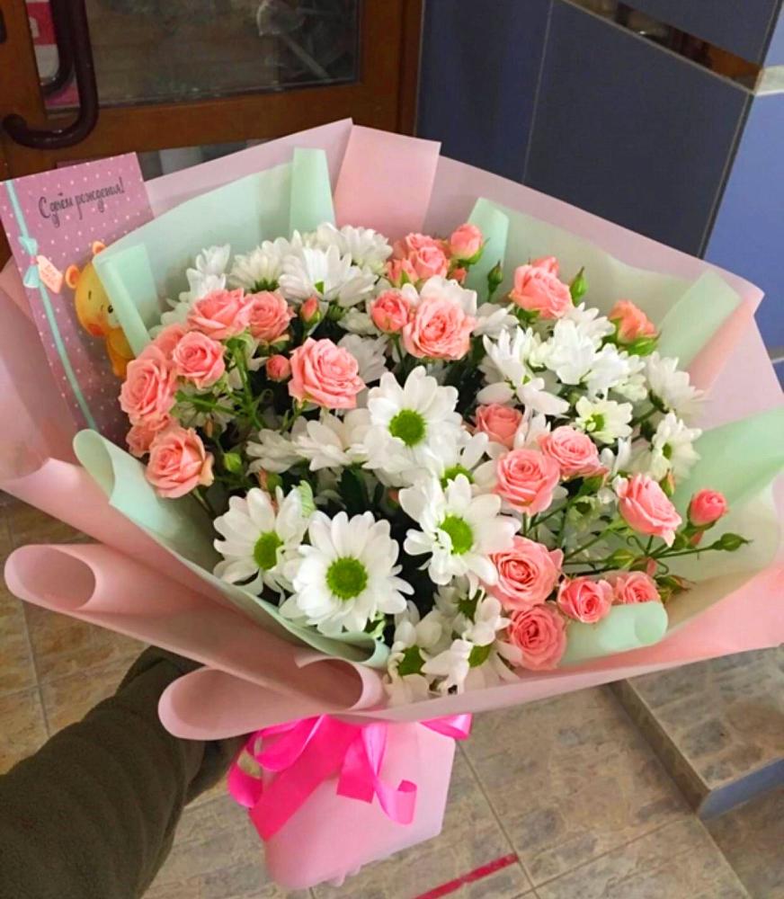 Букет цветов из: Розы и Хризантемы в Братовщине