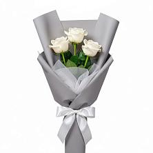 Букет 3 белые розы в Братовщине Букет 3 белые розы в Братовщине