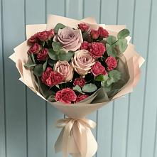 Букет цветов из:  Гвоздики и Розы в Братовщине