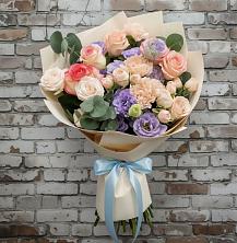 Букет Феерия в Братовщине Букет цветов из: Розы, Лизиантусы и Гвоздики в Братовщине